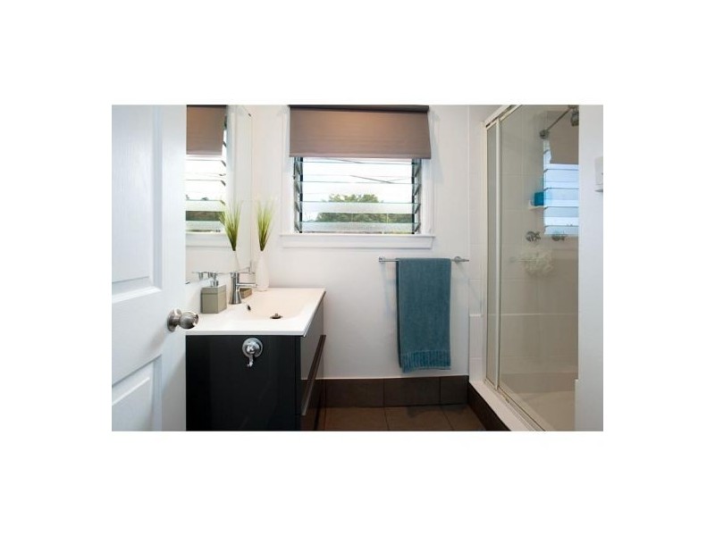 10 Olivella St, Mansfield QLD 4122