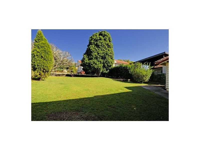 92 Lade Street, Coorparoo QLD 4151