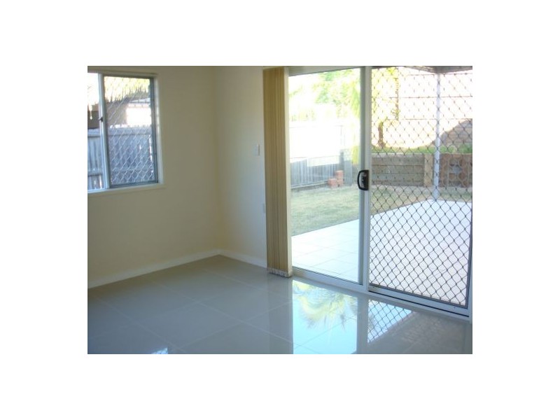 46 Alan Cres, Eight Mile Plains QLD 4113