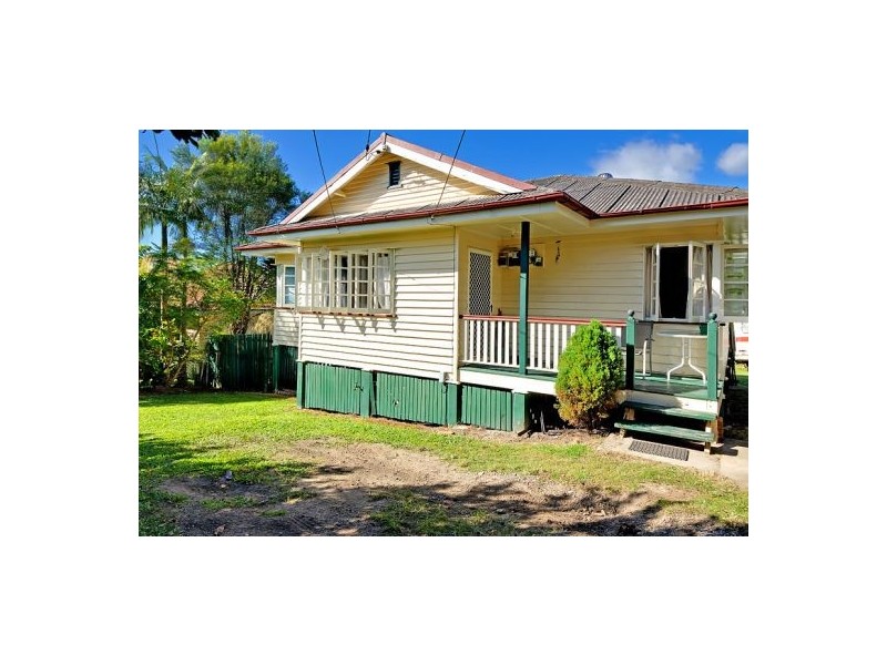 8 Summerville St, Carina Heights QLD 4152