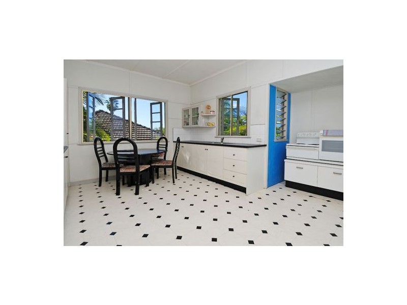 8 Summerville St, Carina Heights QLD 4152