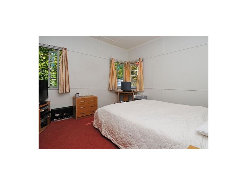 8 Summerville St, Carina Heights QLD 4152