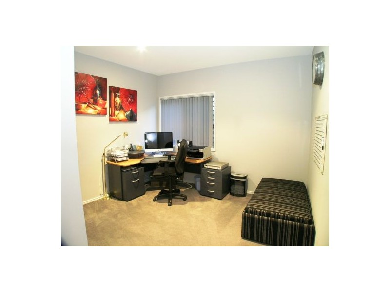 34 Larapinta Circuit, Parkinson QLD 4115