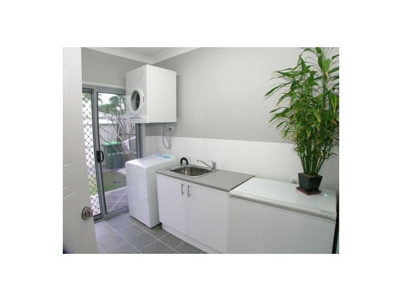 34 Larapinta Circuit, Parkinson QLD 4115