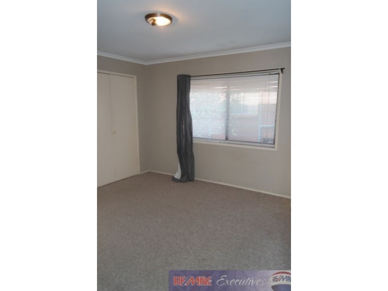 2/18 Roseglen Street, Greenslopes QLD 4120