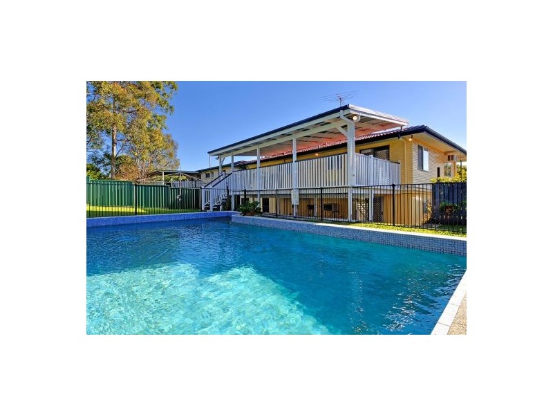 67 Greenmeadow Road, Mansfield QLD 4122