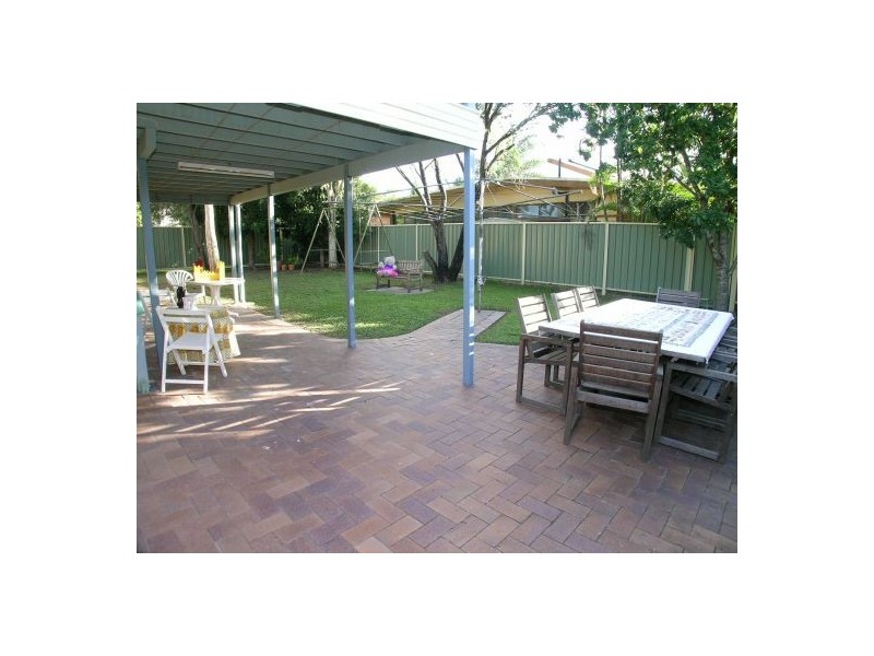 9 Koree Street, Carina QLD 4152
