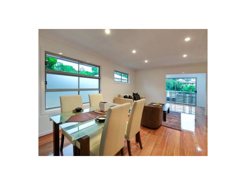2/80 Plimsoll Street, Greenslopes QLD 4120