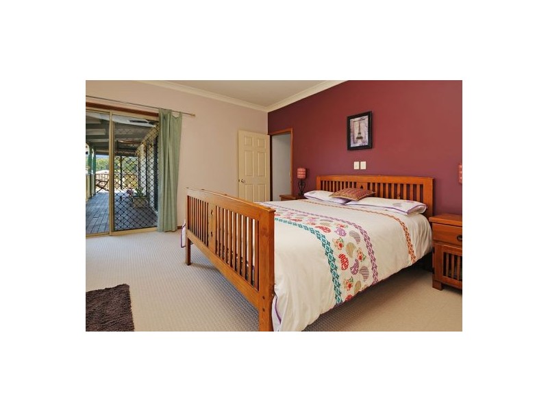 4 Da Vinci Ct, Mackenzie QLD 4156