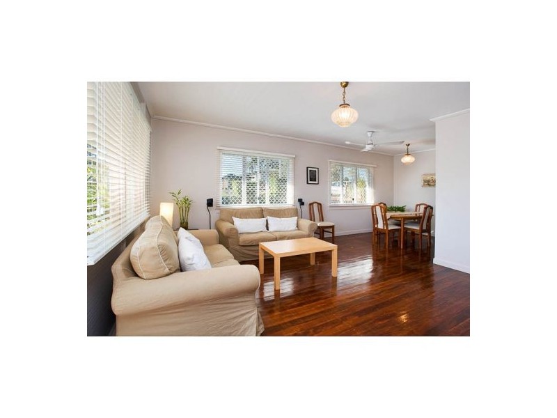 6 Zetland St, Upper Mount Gravatt QLD 4122