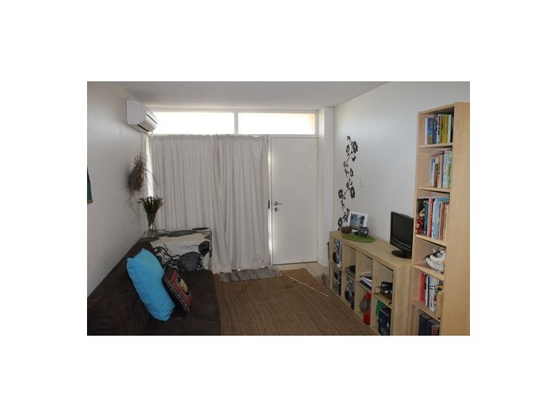 2/31 Robinson Street, Coorparoo QLD 4151