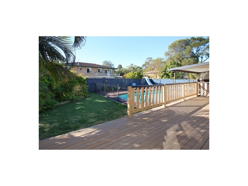25 Shirland Street, Macgregor QLD 4109