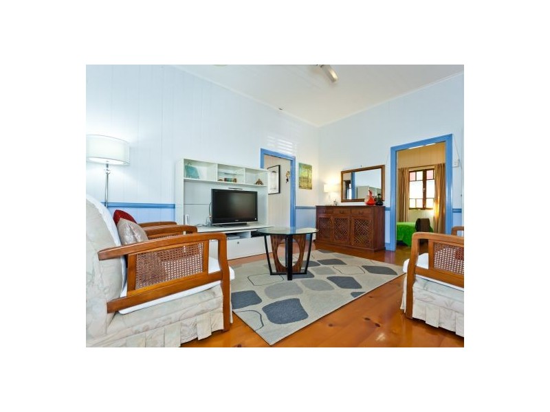 46 Gordon Street, Greenslopes QLD 4120