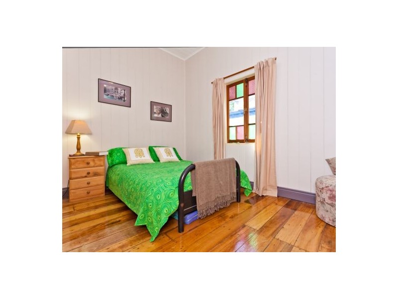 46 Gordon Street, Greenslopes QLD 4120