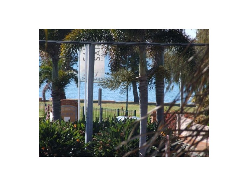 2/3 MacDonnell Road, Margate QLD 4019