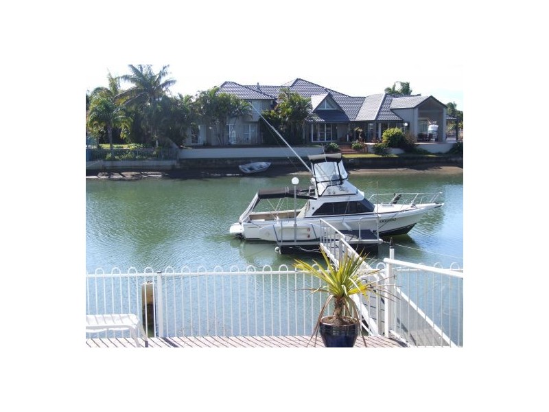 28 Intrepid Court, Newport QLD 4020