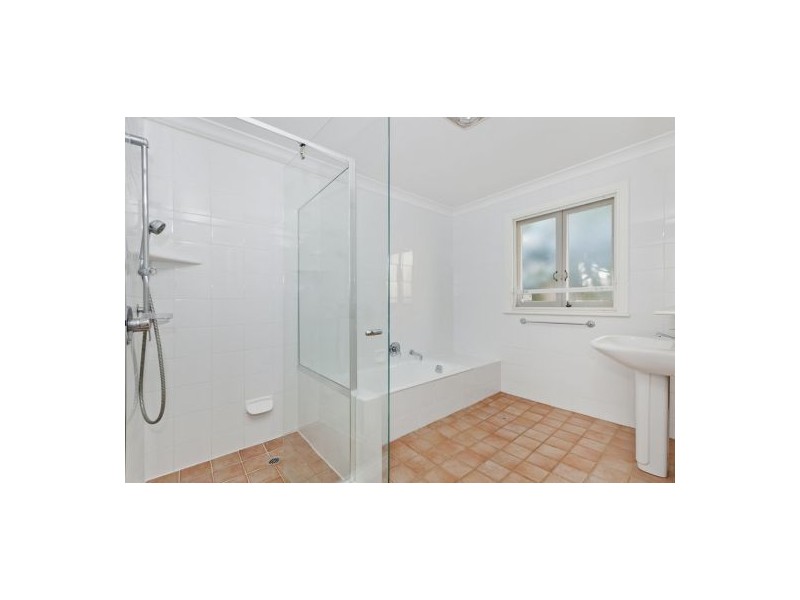 81 Douglas street, Greenslopes QLD 4120