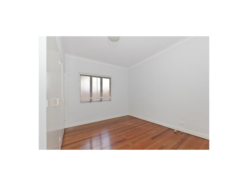 81 Douglas street, Greenslopes QLD 4120