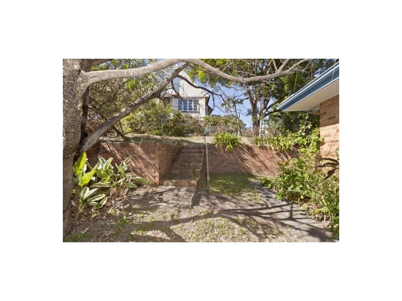81 Douglas street, Greenslopes QLD 4120
