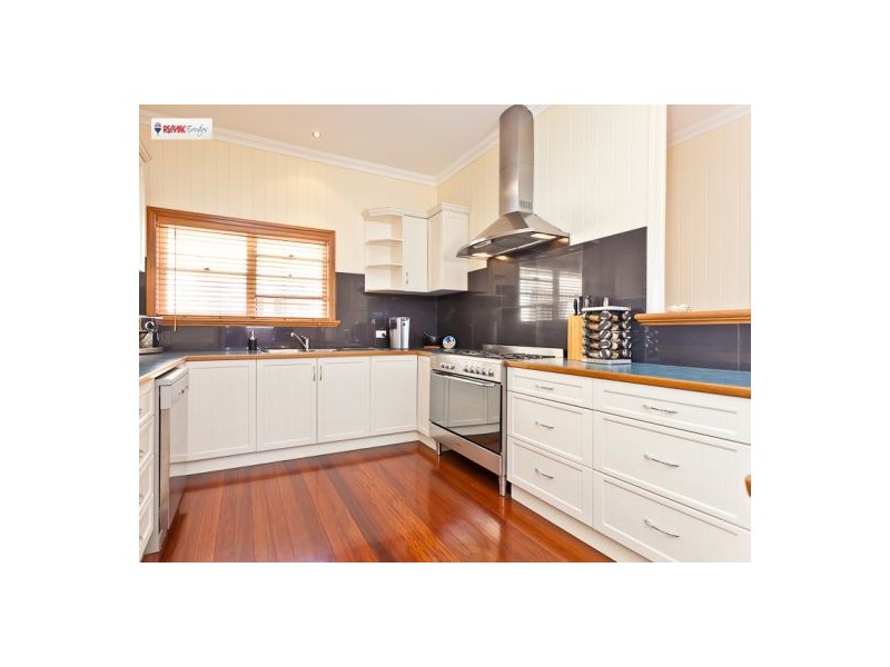 86 Bundah Street, Camp Hill QLD 4152
