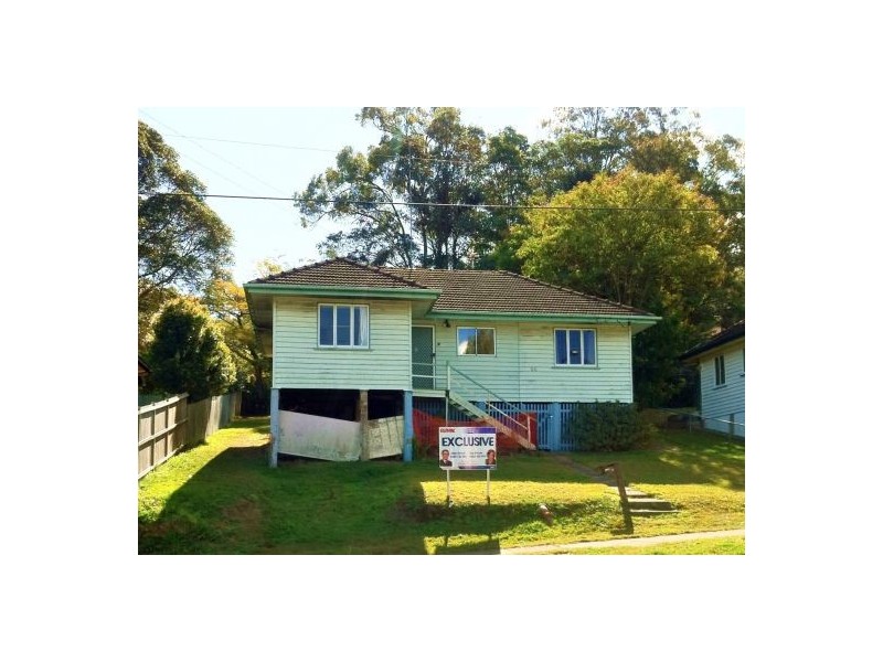 86 Nursery Road, Holland Park West QLD 4121