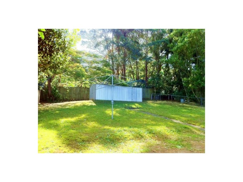 86 Nursery Road, Holland Park West QLD 4121