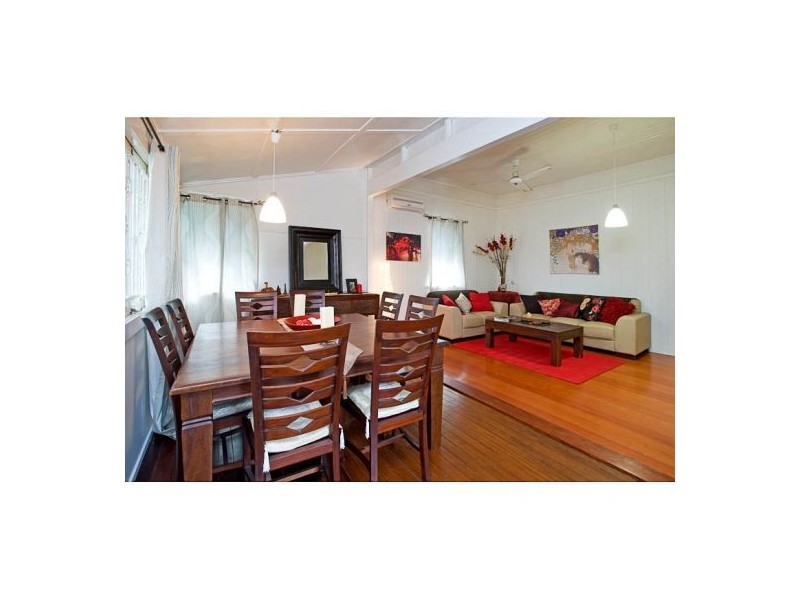 61 Valetta St, Manly QLD 4179