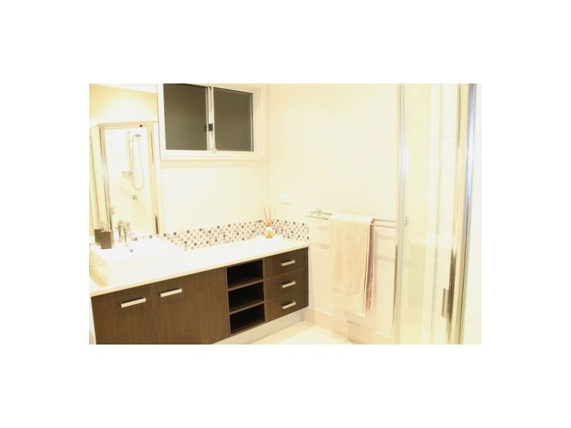 53 Beverley Street, Morningside QLD 4170