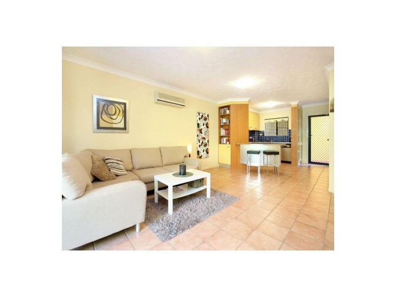 1/87 Victoria Terrace, Greenslopes QLD 4120