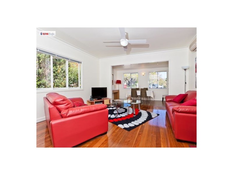 16 Mulsanne Street, Holland Park West QLD 4121