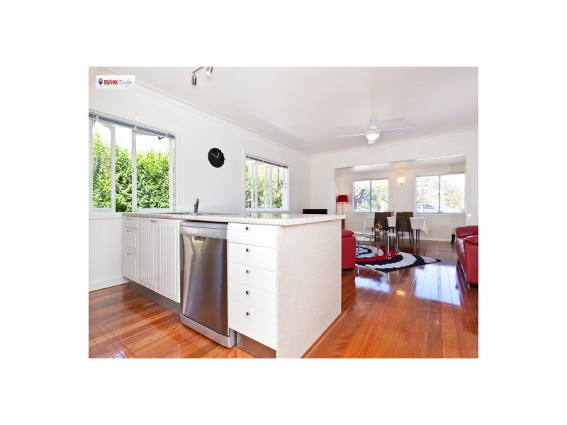 16 Mulsanne Street, Holland Park West QLD 4121
