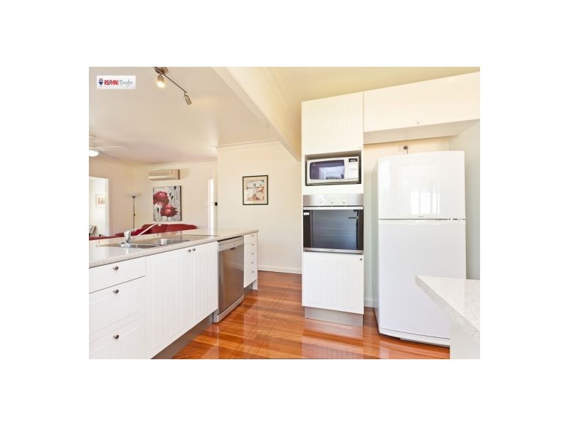 16 Mulsanne Street, Holland Park West QLD 4121