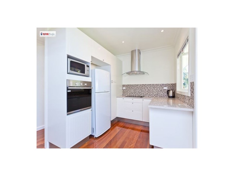 16 Mulsanne Street, Holland Park West QLD 4121