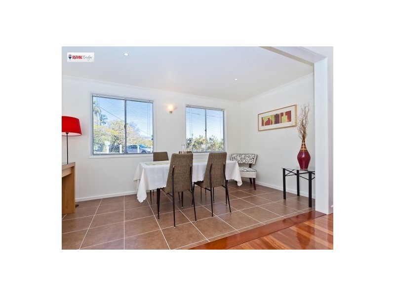16 Mulsanne Street, Holland Park West QLD 4121