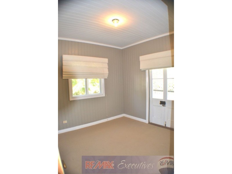 16 View Crescent, Arana Hills QLD 4054