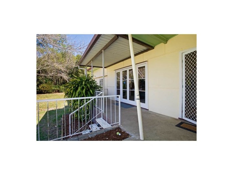 235 Stanbrough Rd, Gumdale QLD 4154