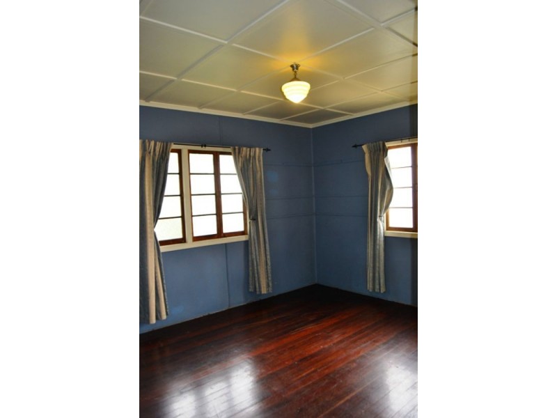 29 Boundary Road, Camp Hill QLD 4152