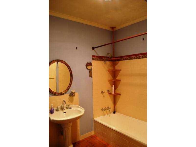 29 Boundary Road, Camp Hill QLD 4152