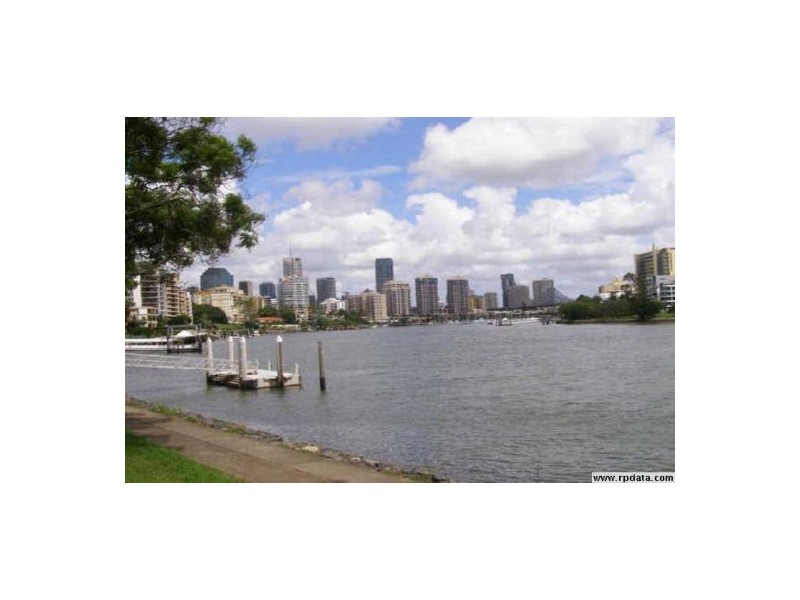611/9 Castlebar Street, Kangaroo Point QLD 4169