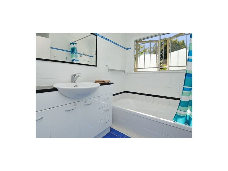 8 Goomerah St, Mount Gravatt East QLD 4122