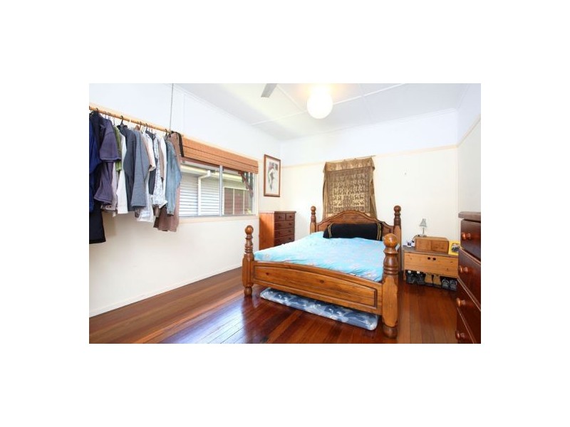 53 Gladstone Street, Coorparoo QLD 4151