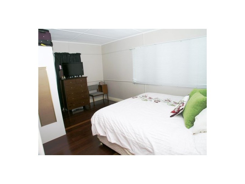 68 Arrol Street, Camp Hill QLD 4152