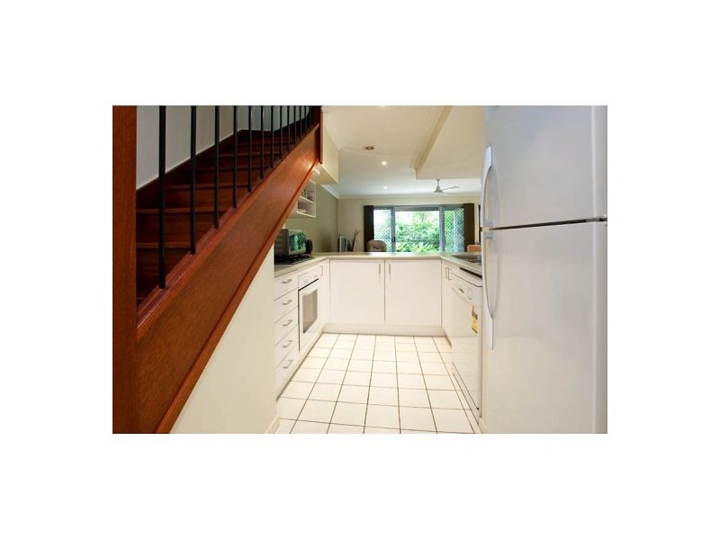 8/17 Fairlawn St, Nathan QLD 4111