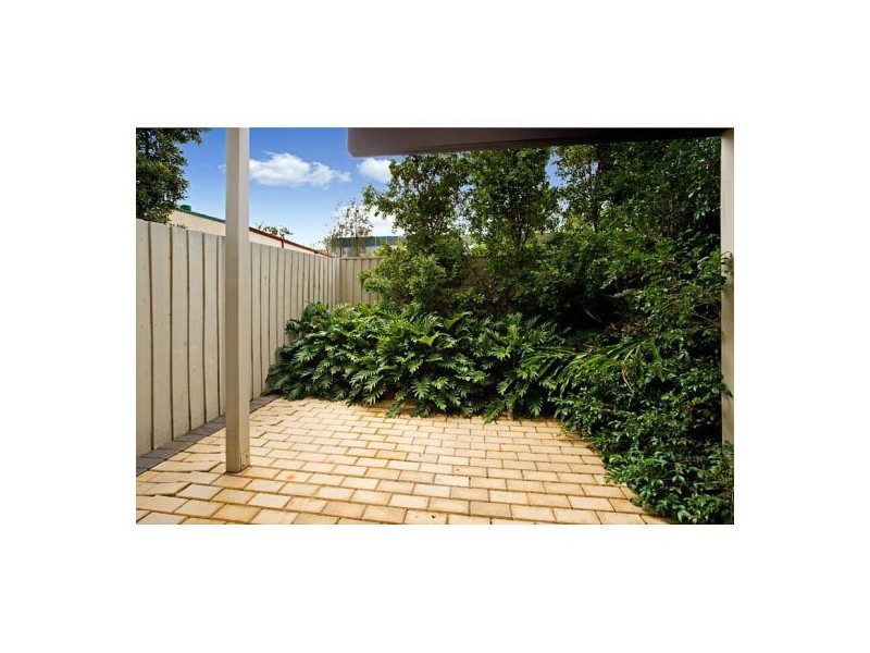 8/17 Fairlawn St, Nathan QLD 4111