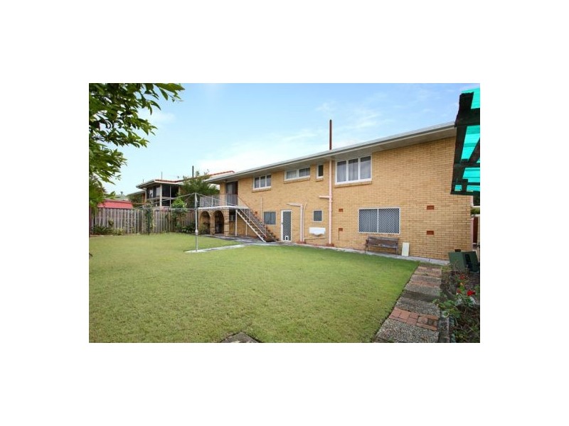 5 Liatoki Street, Mansfield QLD 4122