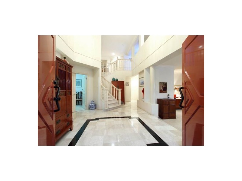 13 Carnoustie Pl, Carindale QLD 4152