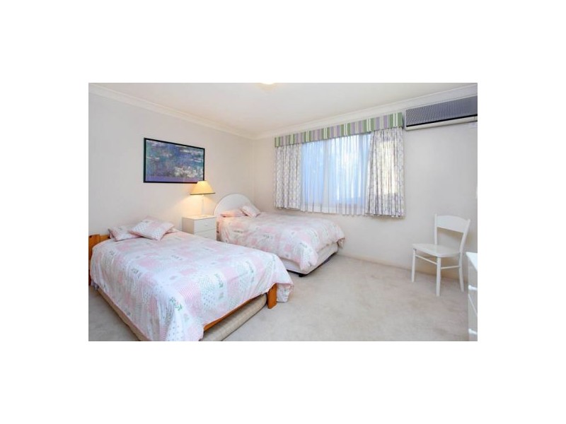13 Carnoustie Pl, Carindale QLD 4152