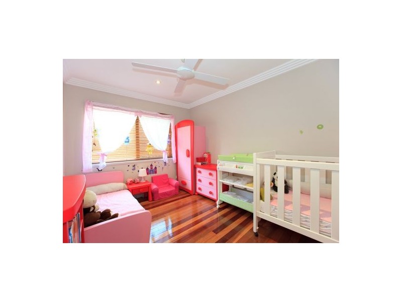 86 Monash Road, Tarragindi QLD 4121