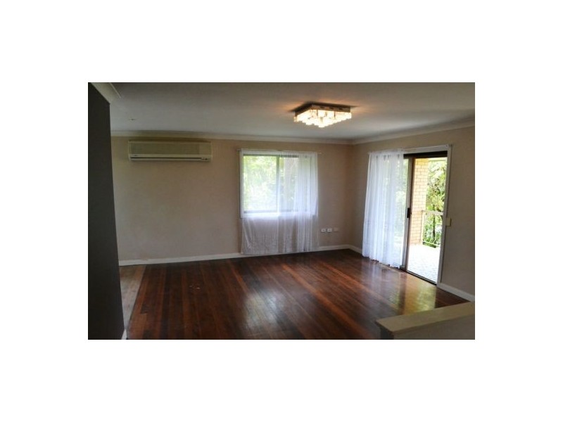 30 Copenhagan Street, Wishart QLD 4122