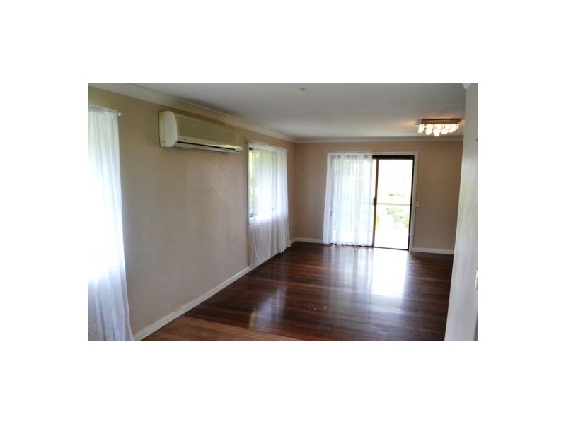 30 Copenhagan Street, Wishart QLD 4122